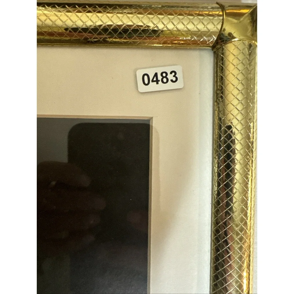 Philip Whitney RIbbed Gold Tone Metal PICTURE FRAME  Ornate Corners 8x10 Photo